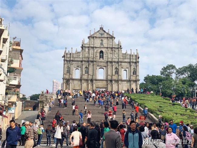 澳门是中国的一个特别行政区，以其独特的文化背景和丰富的旅游资源而闻名于世。近年来，随着彩票行业的快速发展，澳门彩票市场也日渐繁荣。本文将围绕关键词澳门天天开好彩，从澳门彩票市场的优势评测、翔实释义解释落实等方面展开探讨。